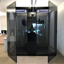 Load image into Gallery viewer, Meeting ROOM. 'Delta L' Office Pod for two people.