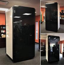Load image into Gallery viewer, Collage Office Phone Booth &#39;delta S&#39;. White soundproof office pod. Gawayer Canada Inc. No ROOM for distractions. Made in Canada. Black acrylic door.
